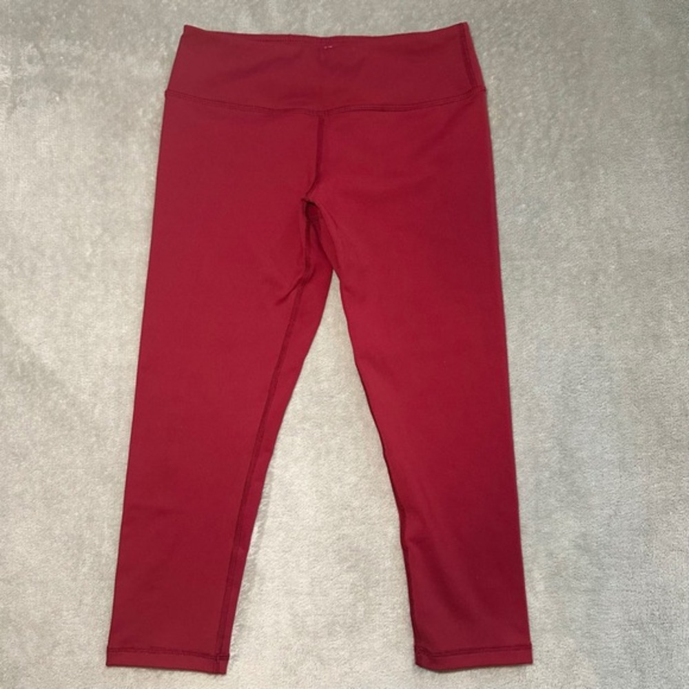 Buffbunny‎ Capri Leggings Women Sz S Red Low Rise Athleisure Gym Workout Stretch